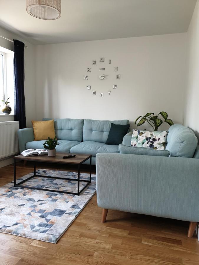 Cheerful 1 Private Room-Ensuite With Free Parking Silverdale  Buitenkant foto